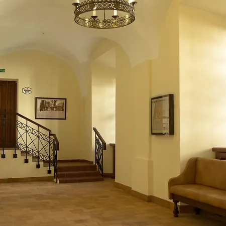 Monastyrski Centre 3*