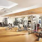 Monastyrski Centre Hotell