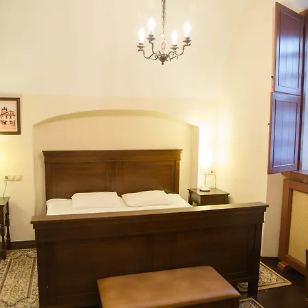 Monastyrski Centre Отель