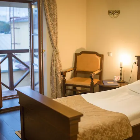 монастырский 3*