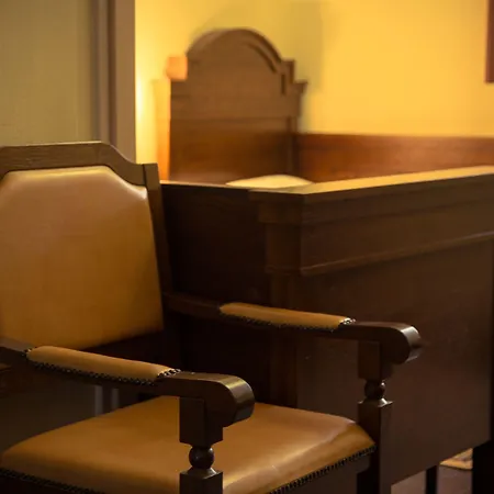 מלון Monastyrski Centre