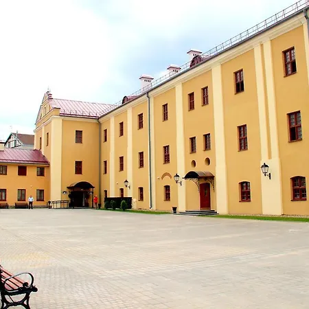 Monastyrski Centre 3*