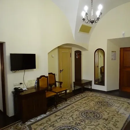 Отель Monastyrski Centre