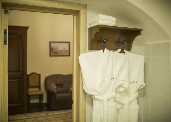 монастырский