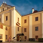 Hotel Monastyrski Centre 3*