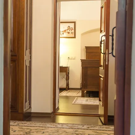 Hotel Monastyrski Centre 3*