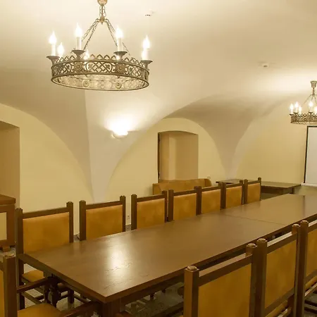 Monastyrski Centre