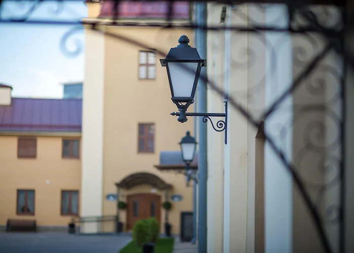 Monastyrski Centre 3*